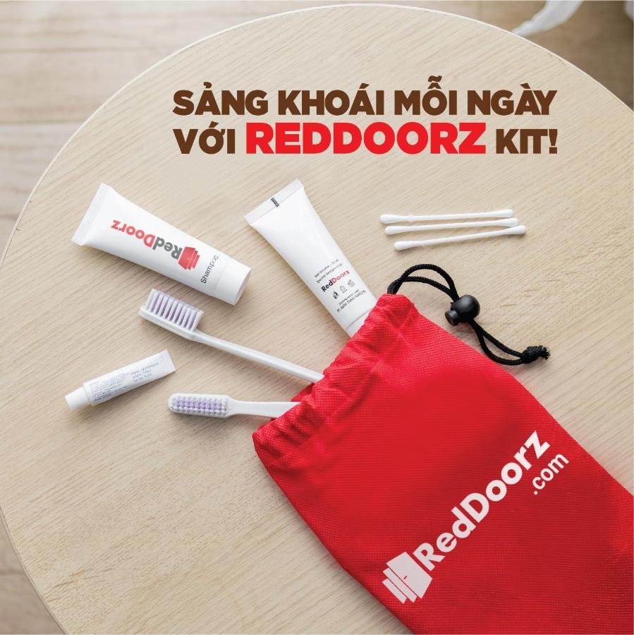 Reddoorz Plus New Sun Hotel ホーチミン市 エクステリア 写真